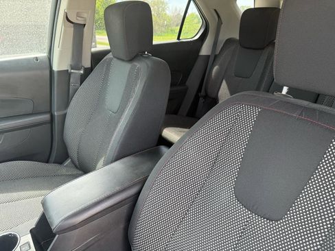 Used 2011 Chevrolet Equinox LT w/ Driver Convenience Package AWD/4WD image 9