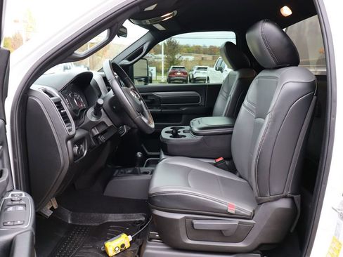 Used 2024 RAM 3500 Tradesman image 14