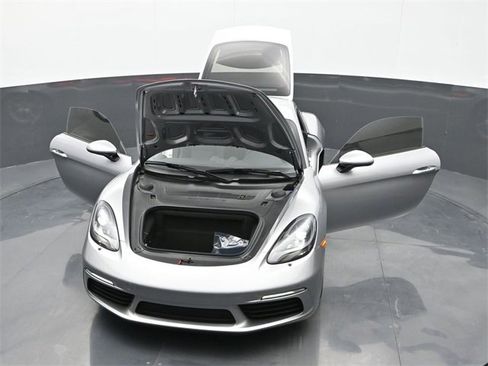 New 2025 Porsche 718 Cayman image 28