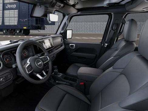 New 2026 Jeep Wrangler Unlimited Sahara AWD/4WD image 30