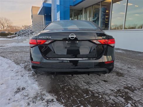 Used 2024 Nissan Sentra SV w/ All-Weather Package image 4