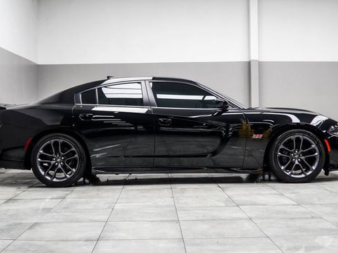 Used 2023 Dodge Charger Scat Pack w/ Plus Group RWD image 6