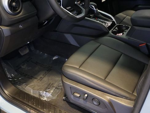 Certified 2025 Chevrolet Colorado LT w/ LT Convenience Package image 23