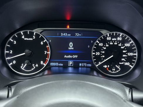 Used 2023 Nissan Altima 2.5 SV AWD/4WD image 13