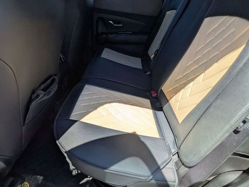 Certified 2024 Hyundai Santa Cruz Limited image 18