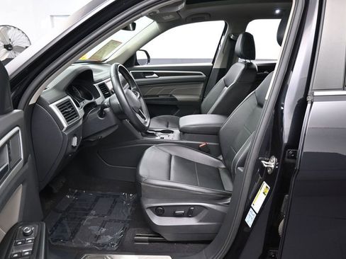 Used 2021 Volkswagen Atlas SE w/ Panoramic Sunroof Package FWD image 11