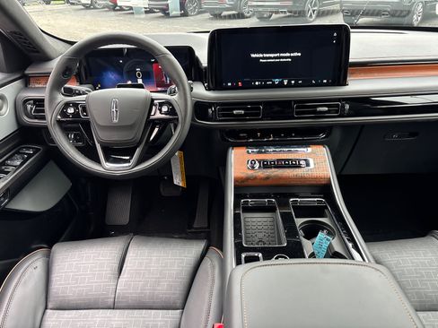 New 2026 Lincoln Aviator Black Label AWD/4WD image 28