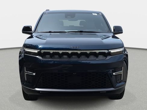 New 2026 Jeep Grand Wagoneer Limited AWD/4WD image 2