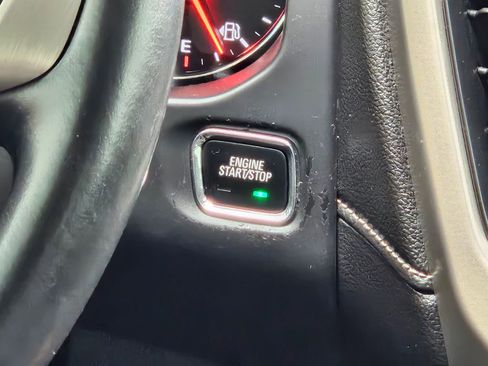 Used 2021 GMC Acadia Denali image 14