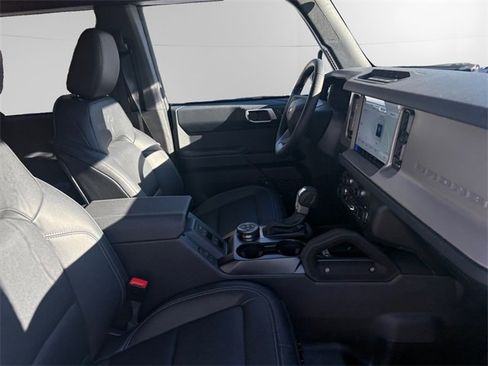 New 2025 Ford Bronco Big Bend w/ Black Diamond Package image 15