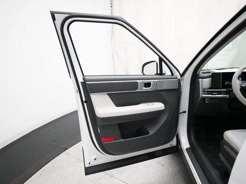 Used 2026 Hyundai Santa Fe SE FWD image 29