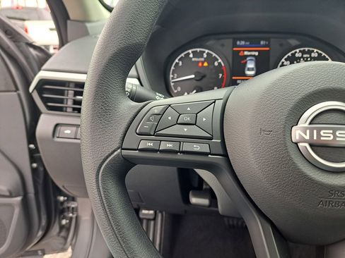 Certified 2025 Nissan Altima 2.5 S image 18