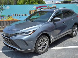 Used 2021 Toyota Venza XLE video 1