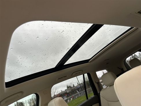 Used 2021 Cadillac XT6 Premium Luxury image 24