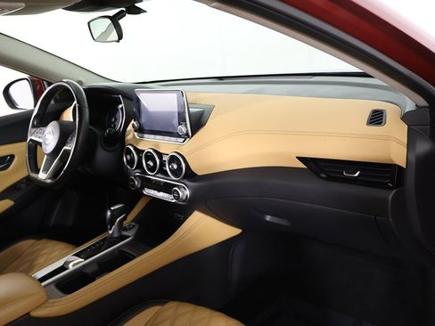 Used 2021 Nissan Sentra SV w/ SV Premium Package image 28