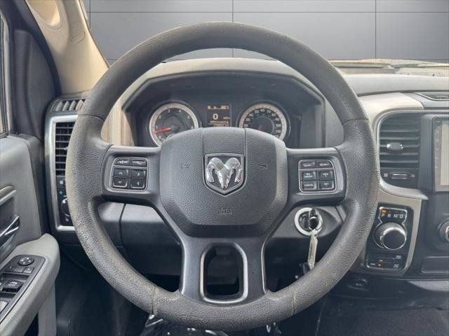 Used 2018 RAM 1500 Classic SLT AWD/4WD image 71