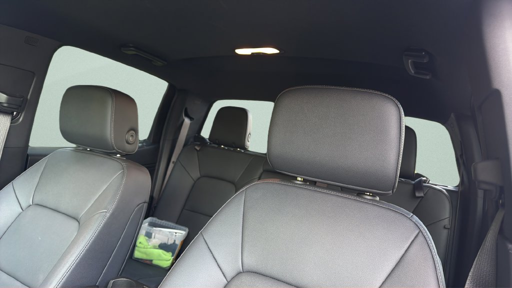 Used 2024 GMC Canyon Elevation w/ Elevation Premium Package RWD image 19