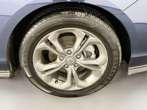 Used 2024 Honda Accord EX image 37
