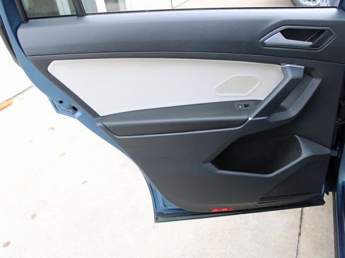 Certified 2020 Volkswagen Tiguan SEL image 22