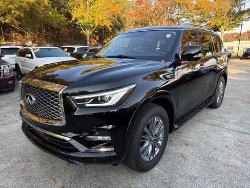 Used 2022 INFINITI QX80 Luxe w/ Cargo Package image 3