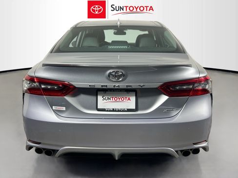 Used 2024 Toyota Camry XSE FWD image 5