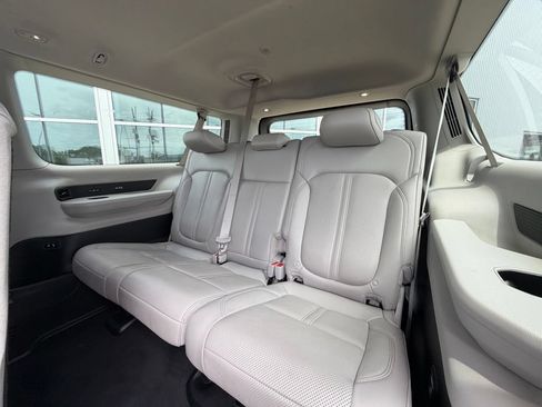 Used 2024 Jeep Wagoneer L Series II RWD image 22