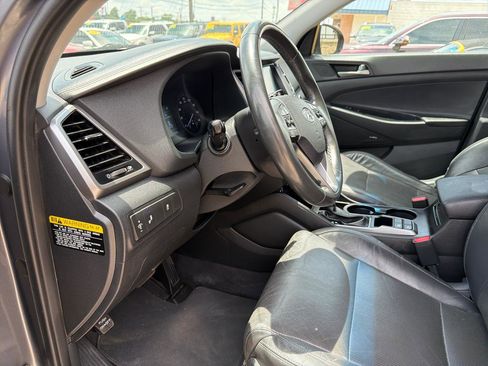 Used 2018 Hyundai Tucson SEL Plus FWD image 17