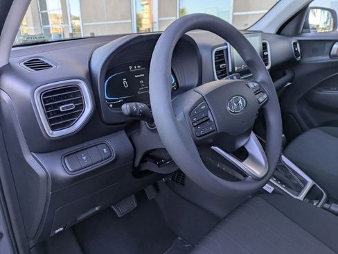 New 2026 Hyundai Venue SE image 13