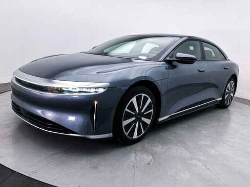 Used 2024 Lucid Air Pure RWD image 11