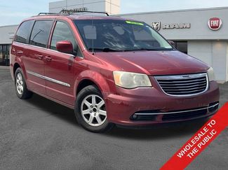 Used 2012 Chrysler Town & Country Touring w/ Entertainment Group #1 FWD 360° Tour