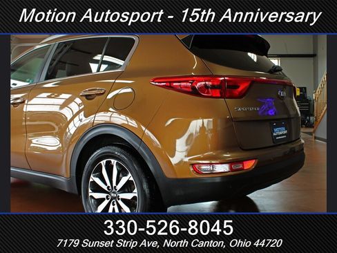 Used 2017 Kia Sportage EX w/ EX Technology Package FWD image 8