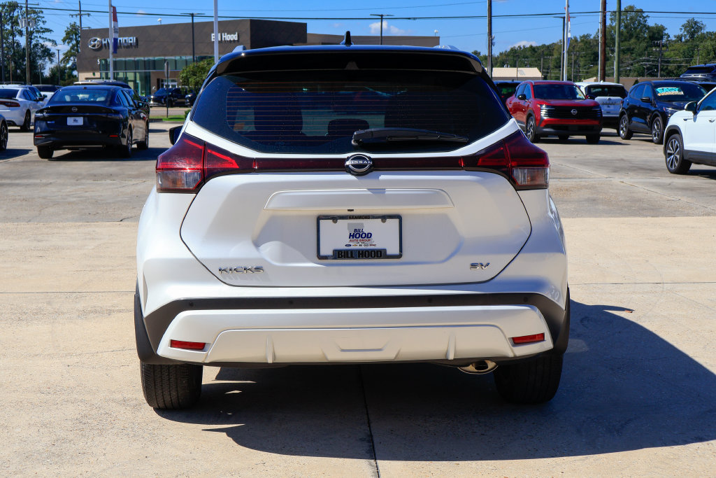 Used 2022 Nissan Kicks SV FWD image 18