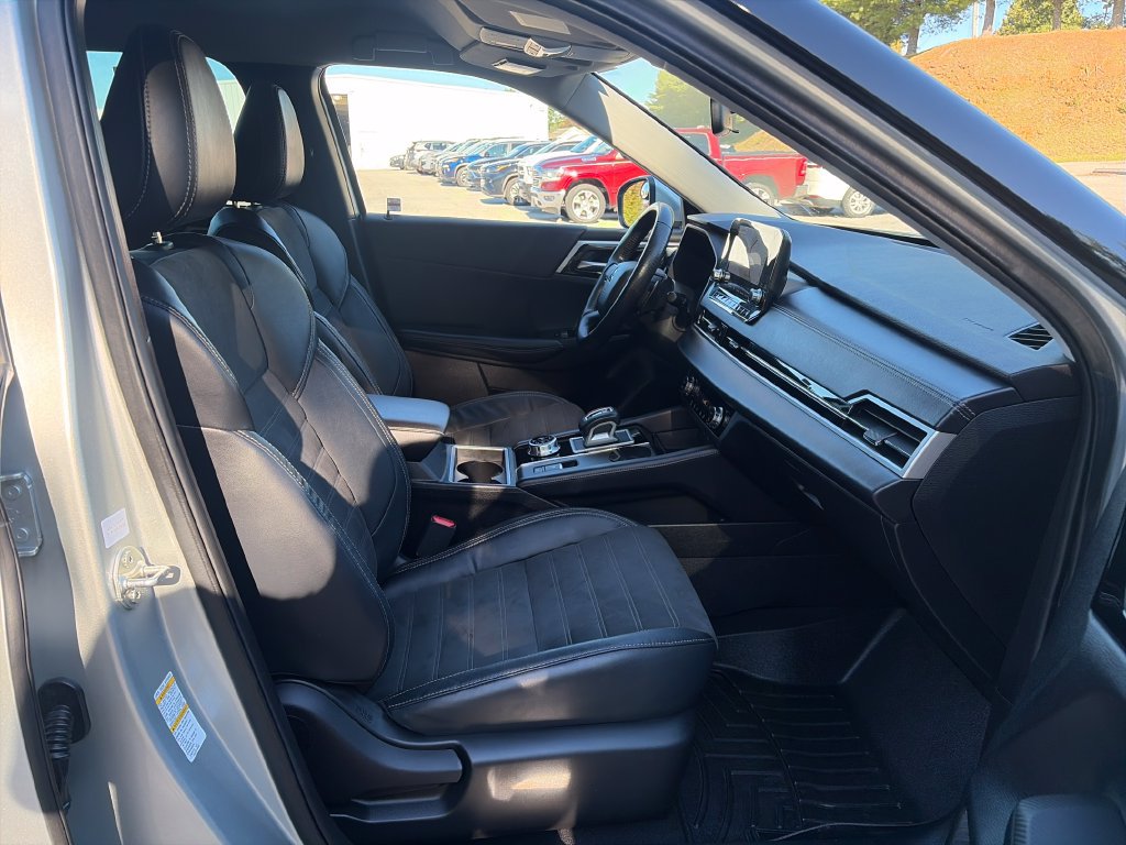 Used 2022 Mitsubishi Outlander SE AWD/4WD image 44