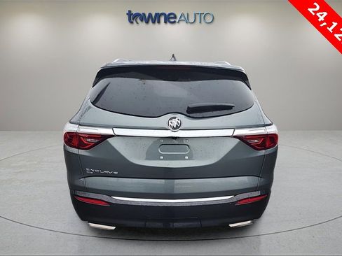 Used 2024 Buick Enclave Essence w/ Experience Buick Package image 4