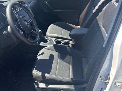 Used 2021 Volkswagen Tiguan S FWD image 8