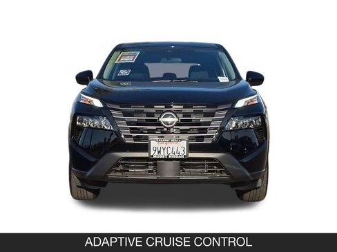 Used 2026 Nissan Rogue SV FWD image 4