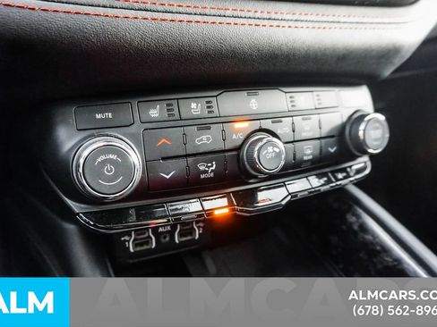 Used 2024 Dodge Durango R/T AWD/4WD image 40