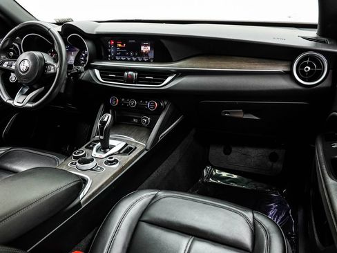 Used 2022 Alfa Romeo Stelvio Ti AWD/4WD image 19