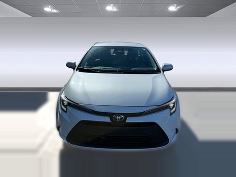 Used 2024 Toyota Corolla LE image 6