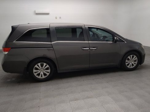 Used 2016 Honda Odyssey SE image 10