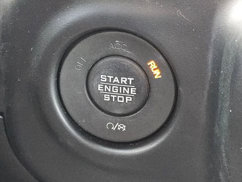Used 2019 Jeep Wrangler Unlimited Sport AWD/4WD image 33