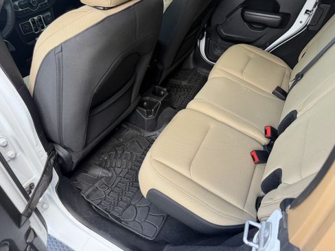 Used 2019 Jeep Wrangler Unlimited Sport S AWD/4WD image 13