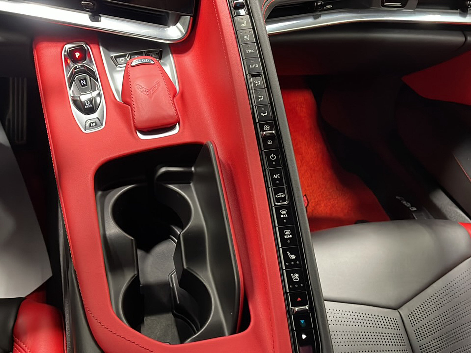 Used 2020 Chevrolet Corvette Stingray Preferred Cpe w/ 2LT Preferred Equipment Group RWD image 11