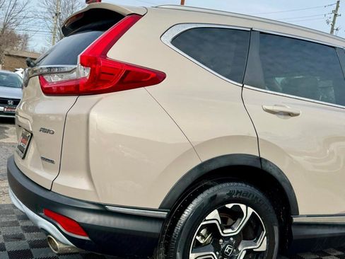Used 2017 Honda CR-V Touring image 14