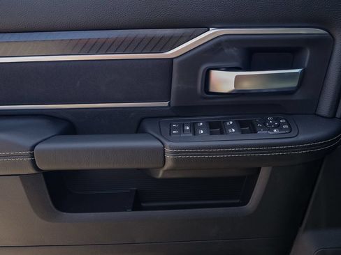New 2026 RAM 2500 Big Horn AWD/4WD image 81