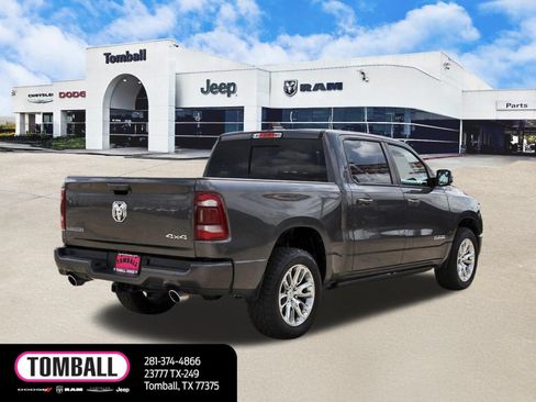 Used 2023 RAM 1500 Laramie AWD/4WD image 7