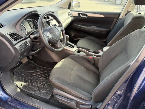 Used 2019 Nissan Sentra S image 7