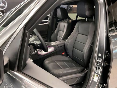 Certified 2025 Mercedes-Benz GLE 450e 4MATIC image 17