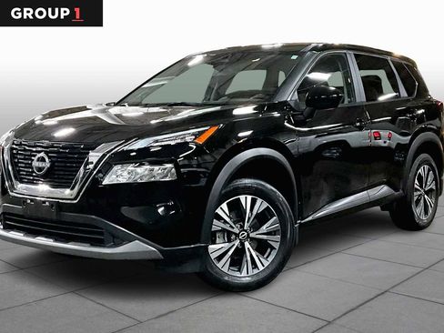 Used 2023 Nissan Rogue SV image 1