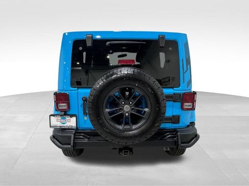 Used 2017 Jeep Wrangler Unlimited Sahara AWD/4WD image 24